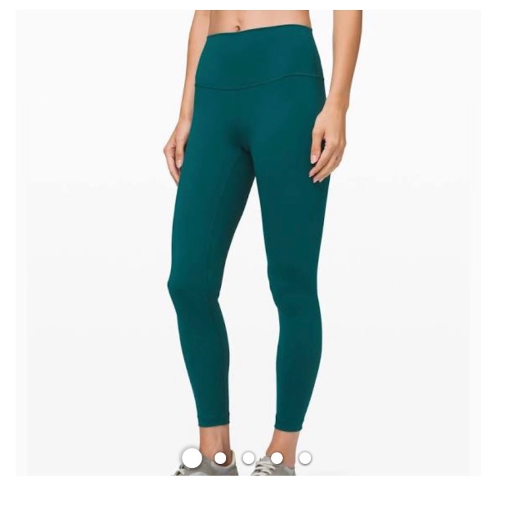 Like new!  wunder under- size 10 emerald green